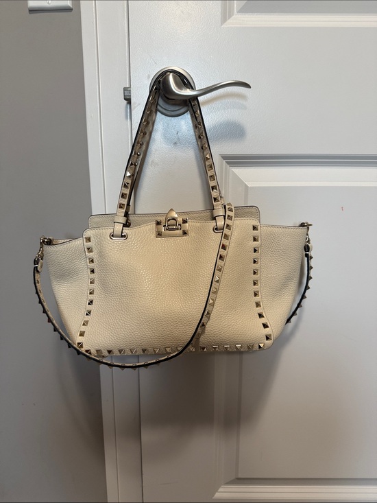Valentino Garavani Handbags - ***Last Call*Valentino Garavani Rockstud Ivory Leather Tote Shoulder Bag Studded